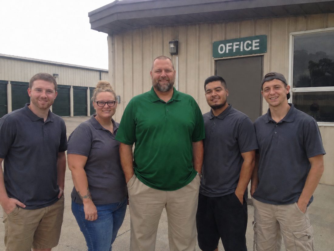Pest control professionals in St. Charles, MO